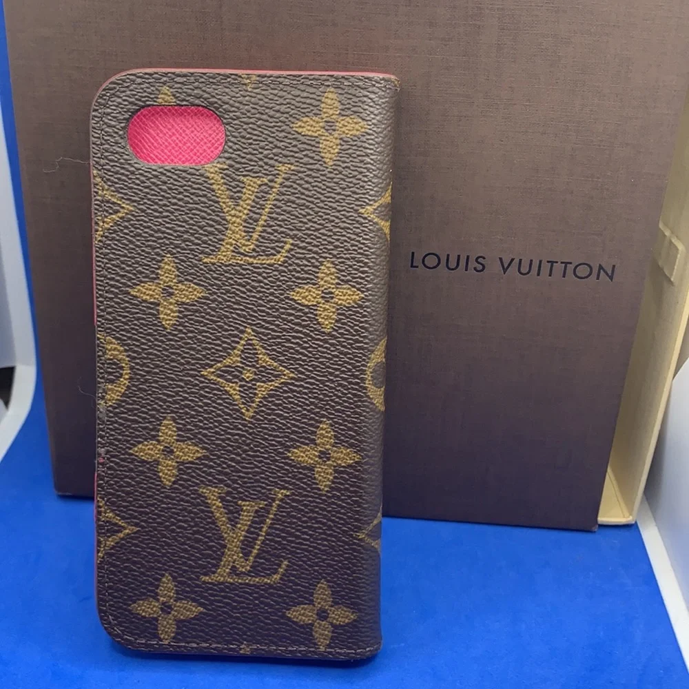💝 💖 Louis Vuitton monogram iPhone case pink interior 2/5